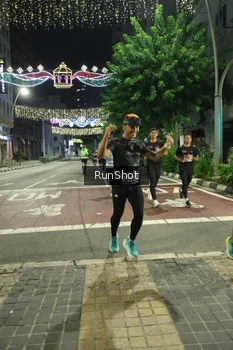 Runner Photo 4206565