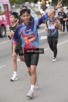 Runner Photo 4206593