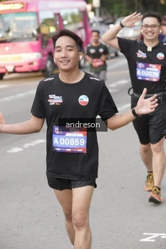 Runner Photo 4206594