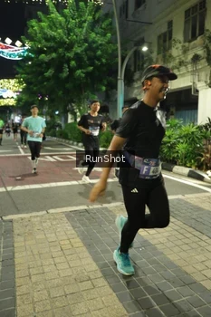 Runner Photo 4206599