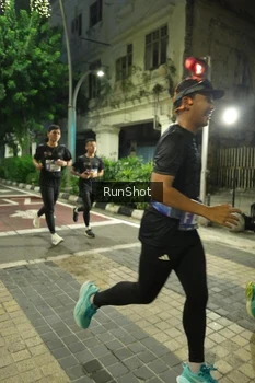 Runner Photo 4206609