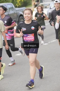 Runner Photo 4206616