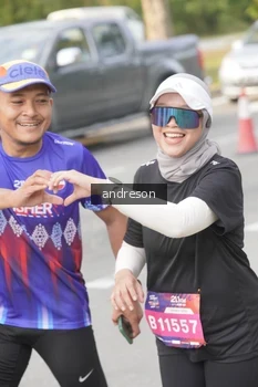 Runner Photo 4206652