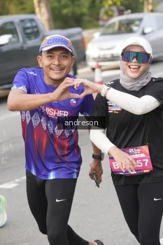 Runner Photo 4206657