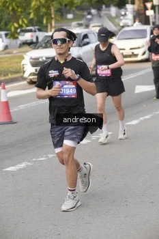 Runner Photo 4206659