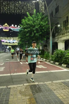 Runner Photo 4206666