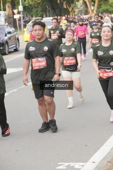 Runner Photo 4206681