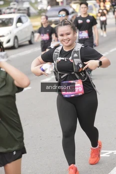 Runner Photo 4206686