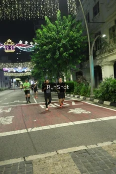Runner Photo 4206689