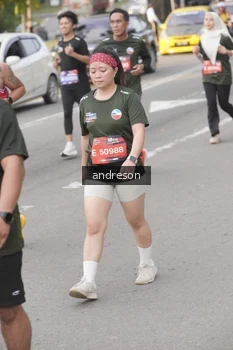 Runner Photo 4206692