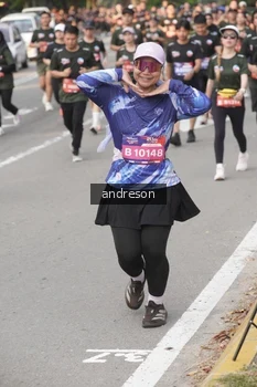 Runner Photo 4206709