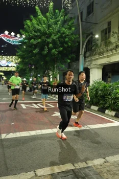 Runner Photo 4206714