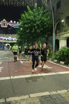 Runner Photo 4206718