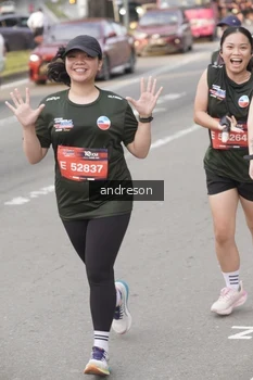 Runner Photo 4206732