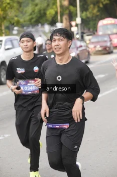 Runner Photo 4206733