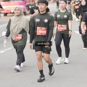 Runner Photo 4206745