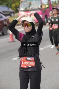 Runner Photo 4206787