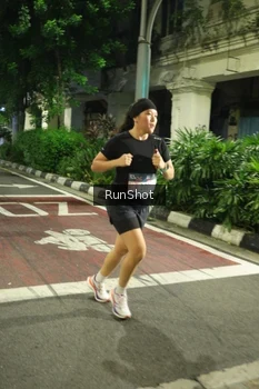 Runner Photo 4206842