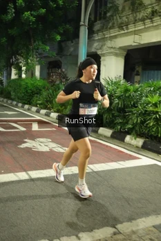 Runner Photo 4206845