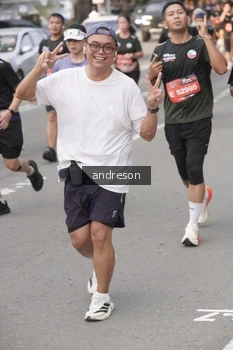 Runner Photo 4206857