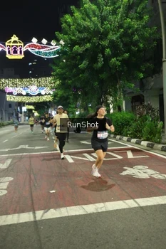 Runner Photo 4206861