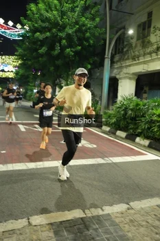 Runner Photo 4206869
