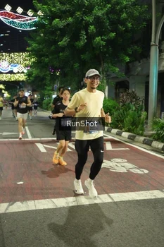 Runner Photo 4206870