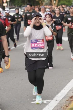 Runner Photo 4206872