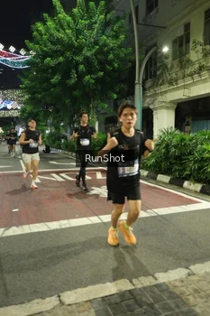 Runner Photo 4206891