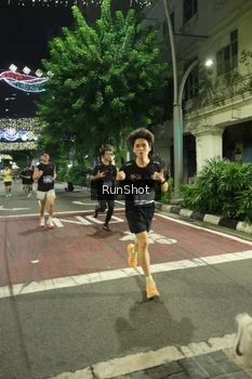 Runner Photo 4206897
