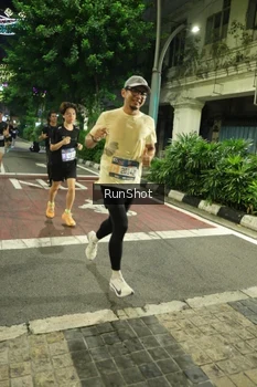 Runner Photo 4206899