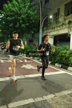 Runner Photo 4206903