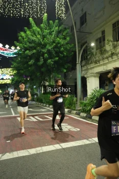 Runner Photo 4206908