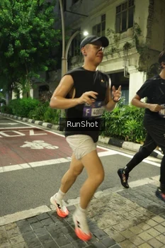 Runner Photo 4206919