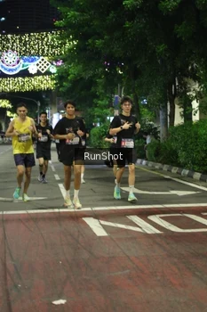 Runner Photo 4206925