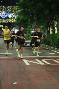 Runner Photo 4206933