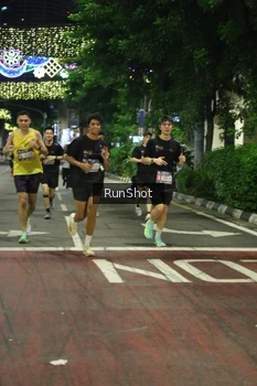 Runner Photo 4206935