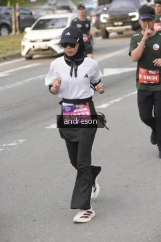 Runner Photo 4206948