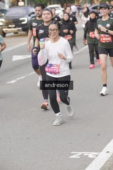 Runner Photo 4206956