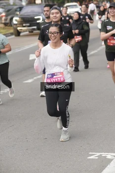 Runner Photo 4206966
