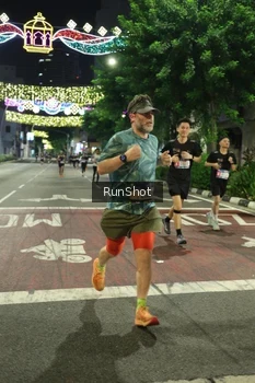 Runner Photo 4206985