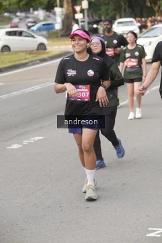 Runner Photo 4207022