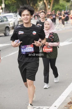 Runner Photo 4207041