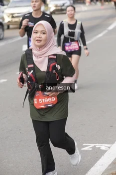 Runner Photo 4207056