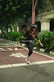 Runner Photo 4207061