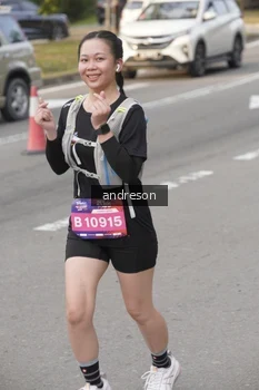 Runner Photo 4207069