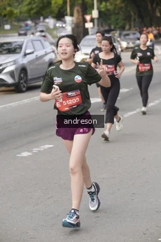 Runner Photo 4207083