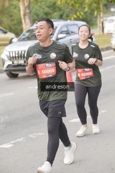 Runner Photo 4207101