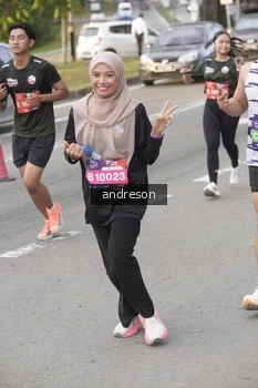 Runner Photo 4207121