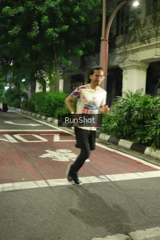 Runner Photo 4207130
